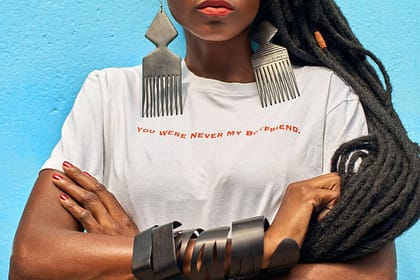 Wearing Your Heart on Your Sleeve: An Overview on Using T-shirts as a Tool for Expression Wearing Your Heart on Your Sleeve: An Overview on Using T-shirts as a Tool for Expression