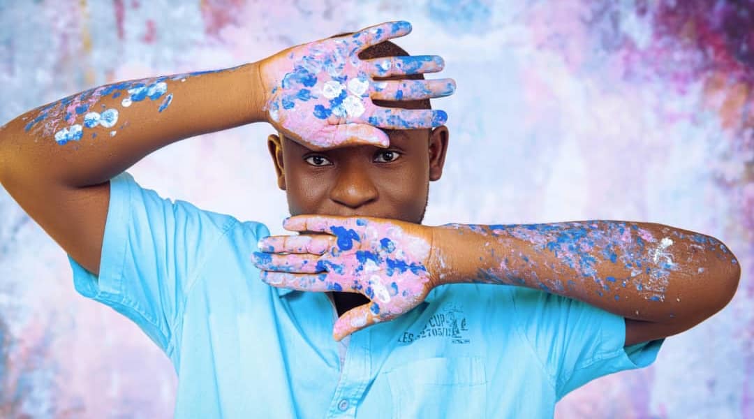 The Artist Meeting Increasing Demand for Architectural Painting in Northern Nigeria