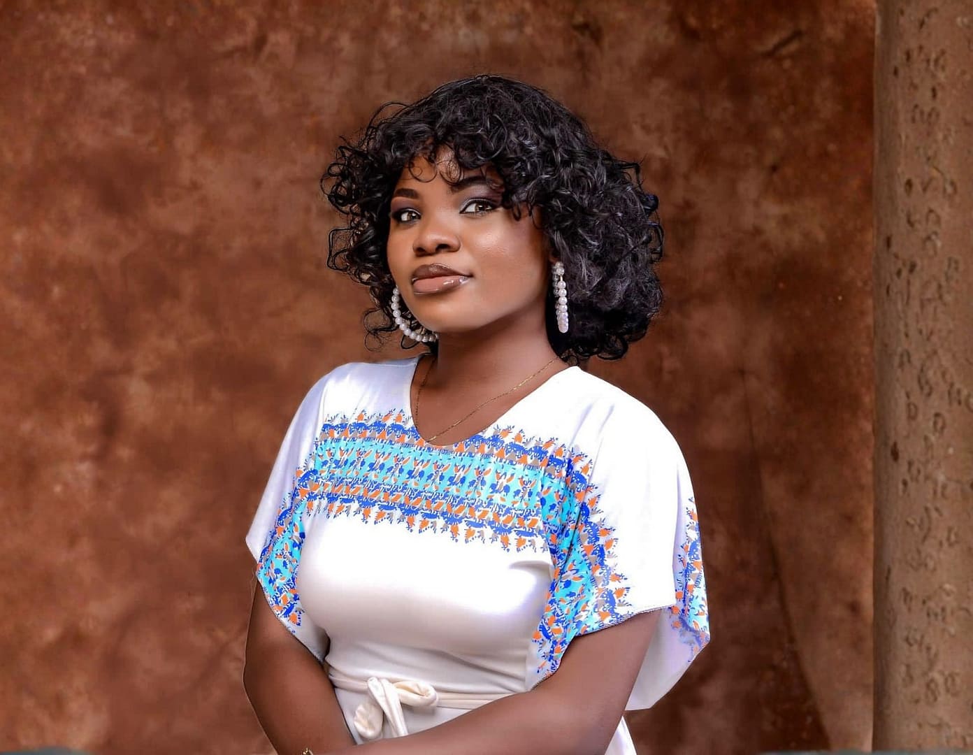 The Romance Novelist Who Believes Love Is Never Just Romantic