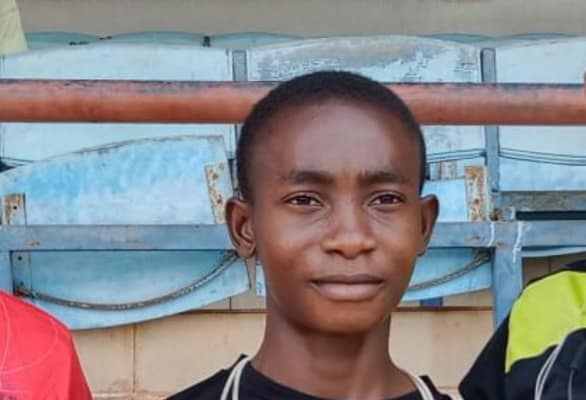 Nigerian Student Breaks Guinness Record for Skipping on One Foot