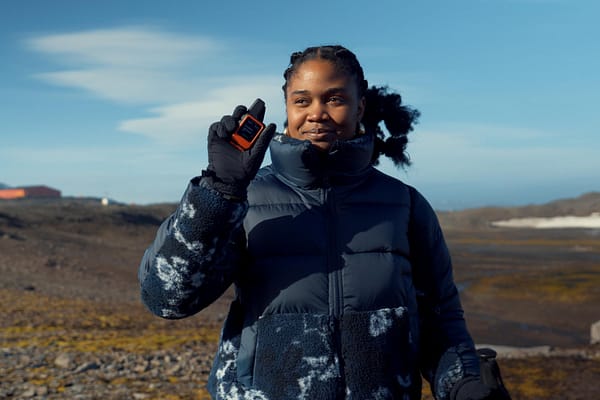 Nigerian Traveller Alma Asinobi Completes Seven-Continent Journey in 71 Hours